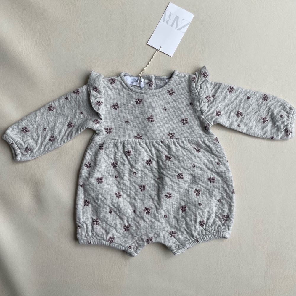 Zara Baby Floral Romper 1-3 months
